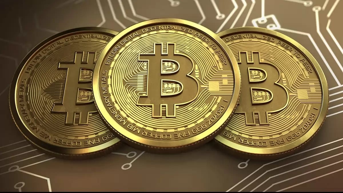 Crypto Price Update: Bitcoin Up 0.57%, Ethereum Down 0.06%