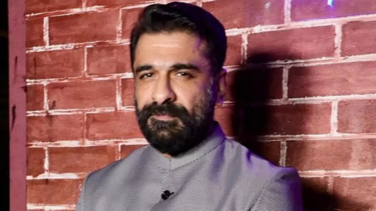 Eijaz Khan