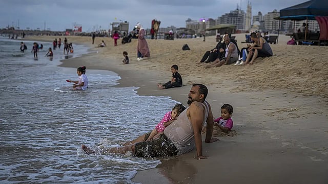 Heatwave In Israel, Palestine: Residents Hit The Streets To Beat The Heat