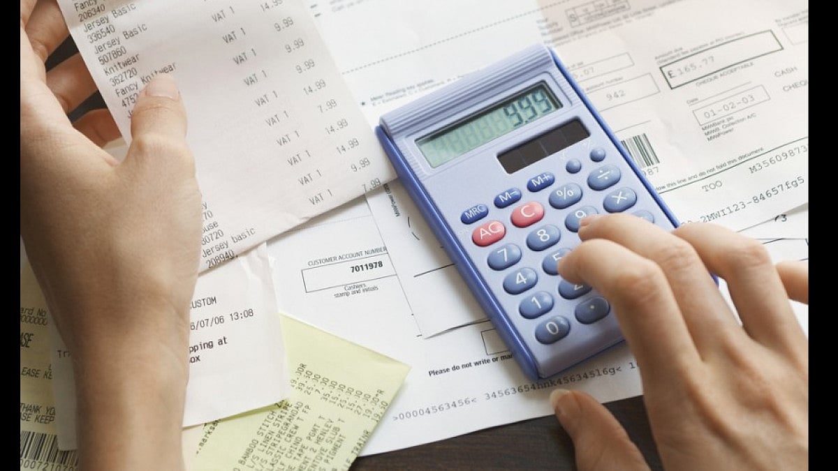 Why You Should Include Layoff Risks In Your Financial Planning