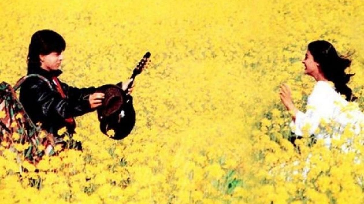 A film still from Dilwale Dulhania Le Jayenge.