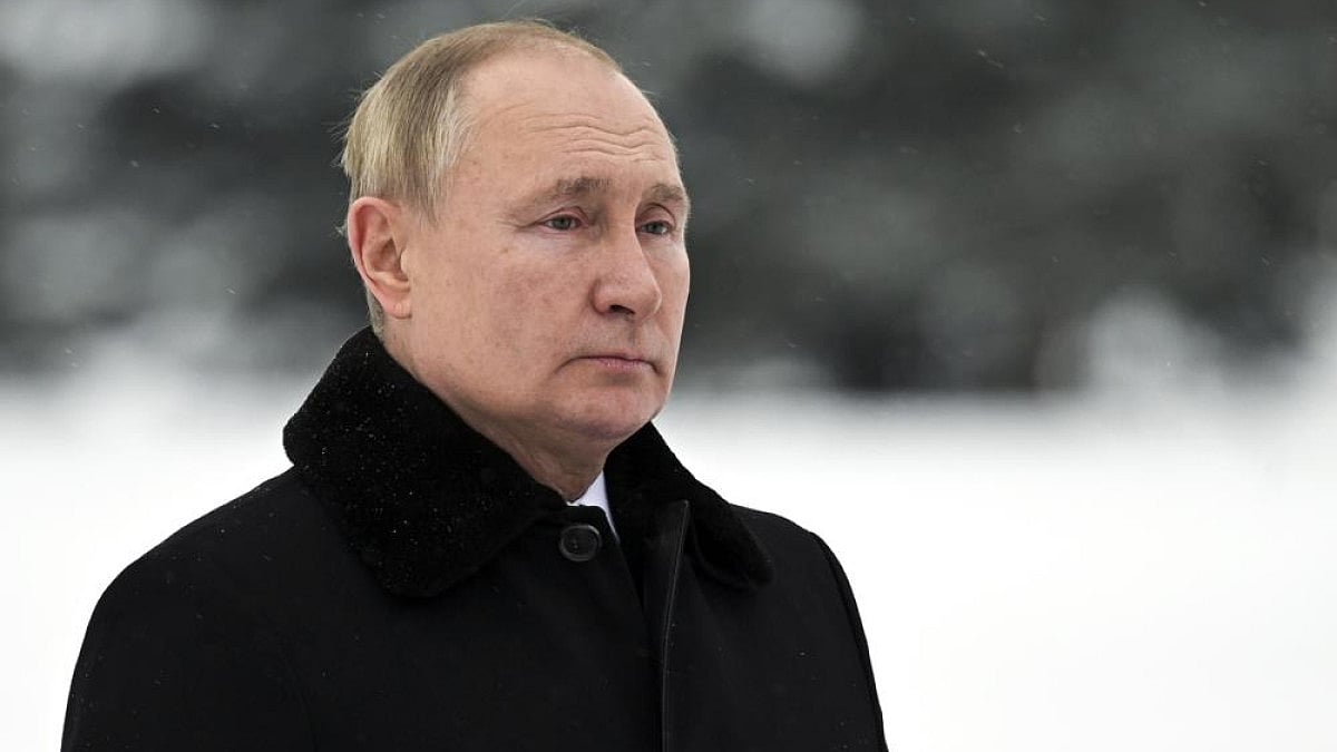 Russian President Vladimir Putin Denies Ukraine Tensions With Visiting Hungary PM