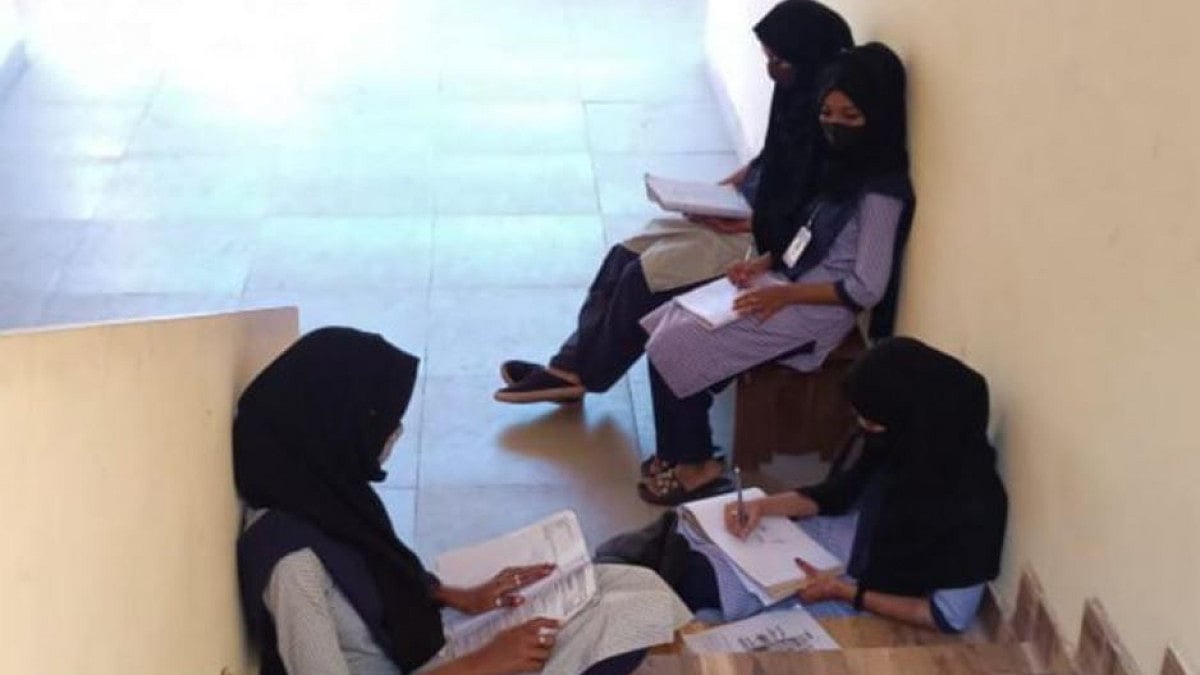 Girls are not allowed to enter inside a classroom wearing hijab in Women’s Government Pre-University College in Udupi