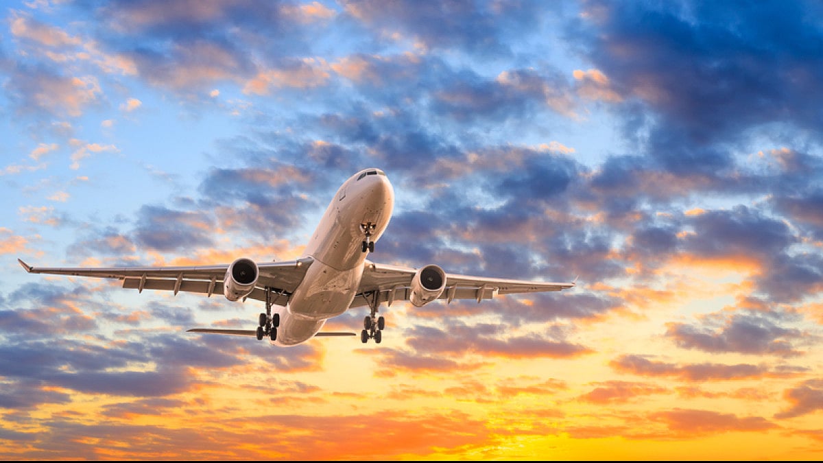 Flights to Srinagar will be suspended for the weekends in the evening for two weeks