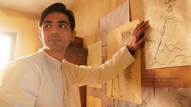 How ‘Peripheral Reading’ Helped Ishwak Singh Prepare For Vikram Sarabhai’s Role In ‘Rocket Boys’