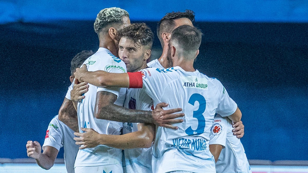 Odisha FC players celebrate Javier Hernandez's goal against East Bengal.
