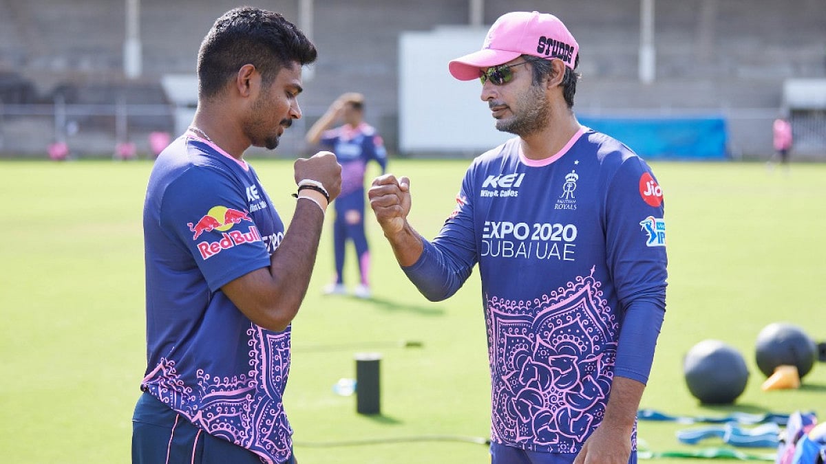 Rajasthan Royals will be looking up to Sanju Samson (L) and Kumar Sangakkara for good in IPL 2022. 