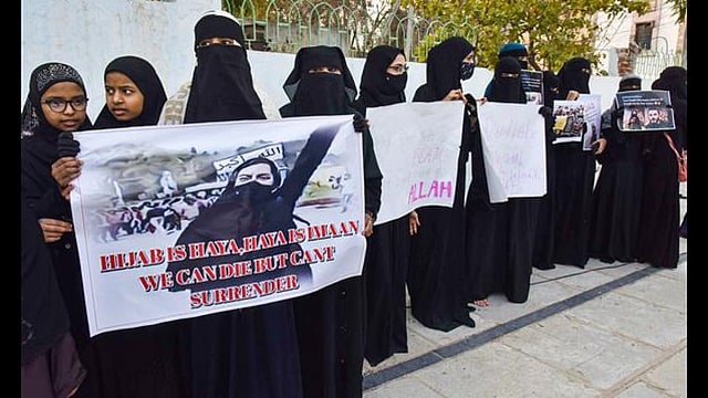 Hijab Row: Parents Of Six Protesting Muslim Girls Lodge Complaint Over Sharing Of Information