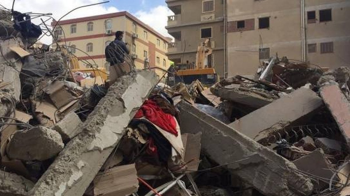 Building Collapses In North Delhi, 2 Women Pulled Out Of Debris