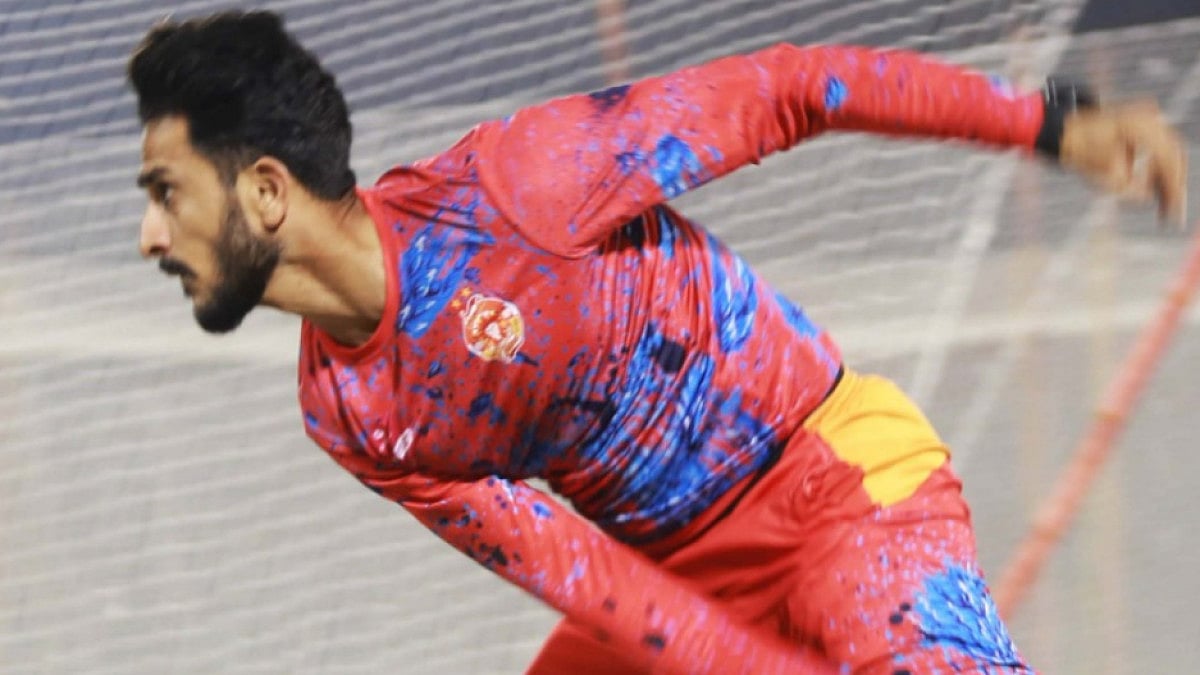 Hasan Ali bowls at the nets for Islamabad United ahead of the clash against Quetta Gladiators.