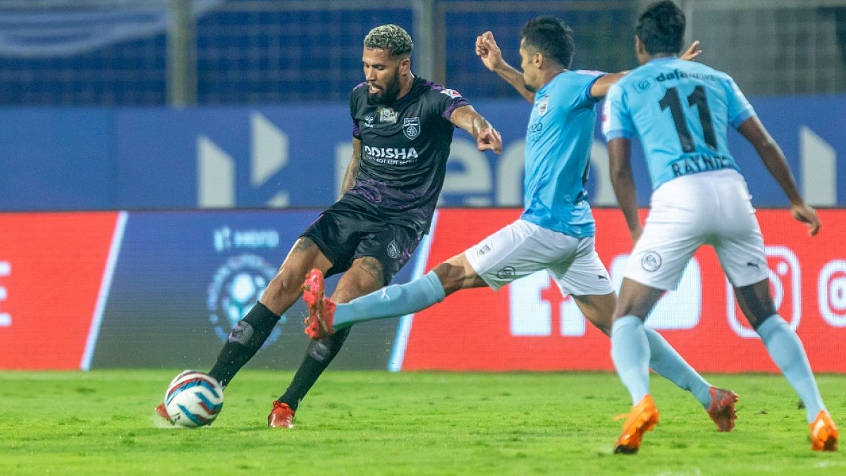 Action during Mumbai City FC vs Odisha FC encounter in ISL 2021-22. 