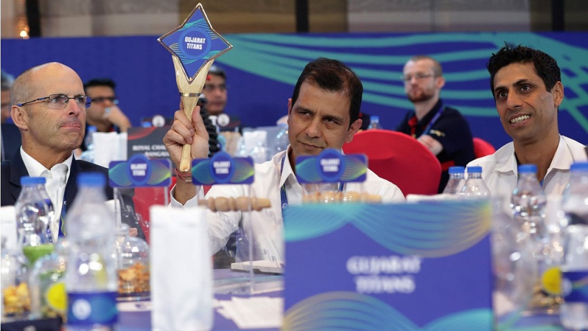 (From L) Gujarat Titans' Gary Kirsten, Vikram Solanki and Ashish Nehra during the IPL auction 2022.