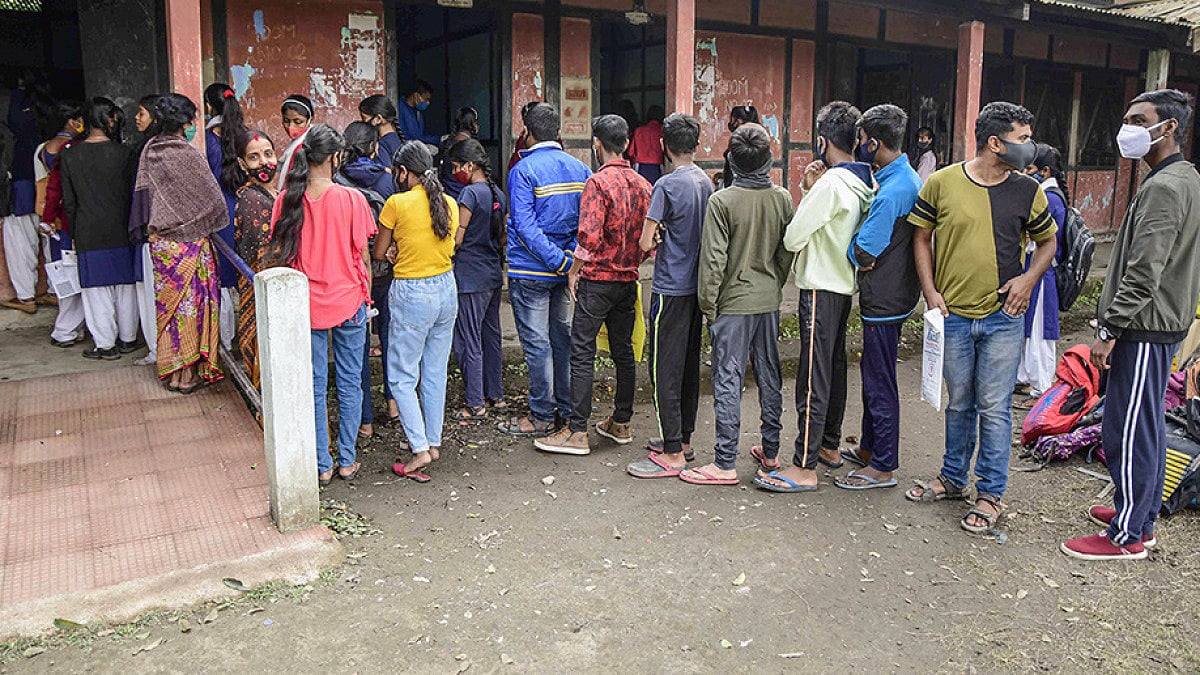 India Records 2,927 Fresh Covid Cases, 32 Deaths In A Day