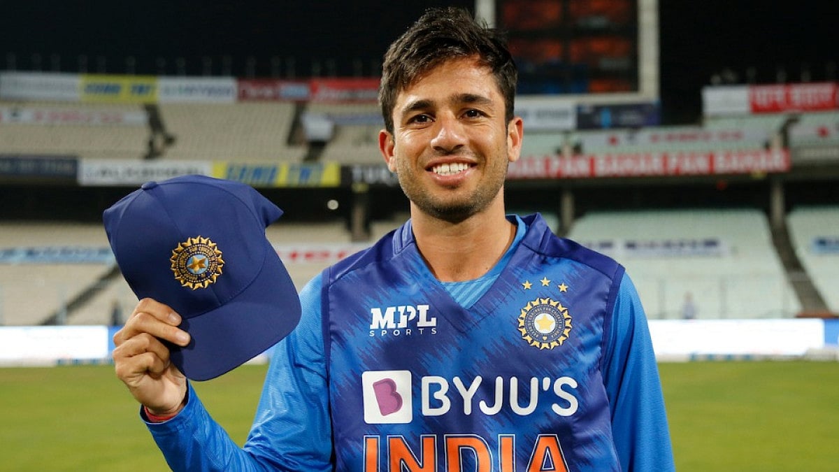 Ravi Bishnoi made his international debut during the first T20 match between India vs West Indies.