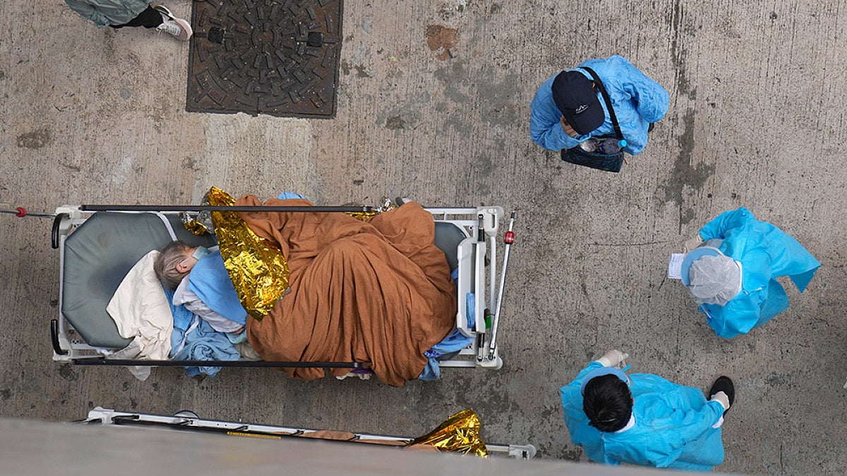 Chinese Cities Announce Rewards For Tip-Offs On Hong Kongers Fleeing COVID-19