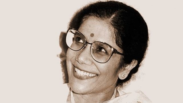 Lata And Sandhya - Melodies Of A Misty Evening