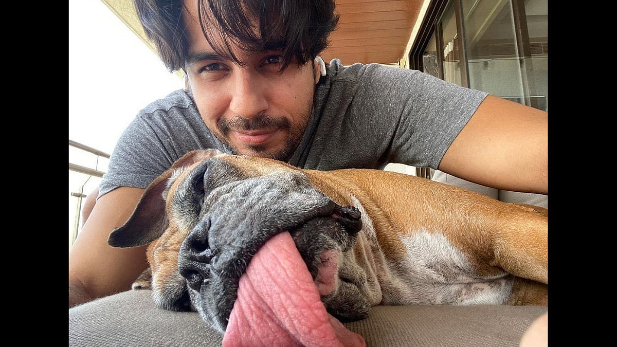 Actor Sidharth Malhotra with Pet Dog Oscar