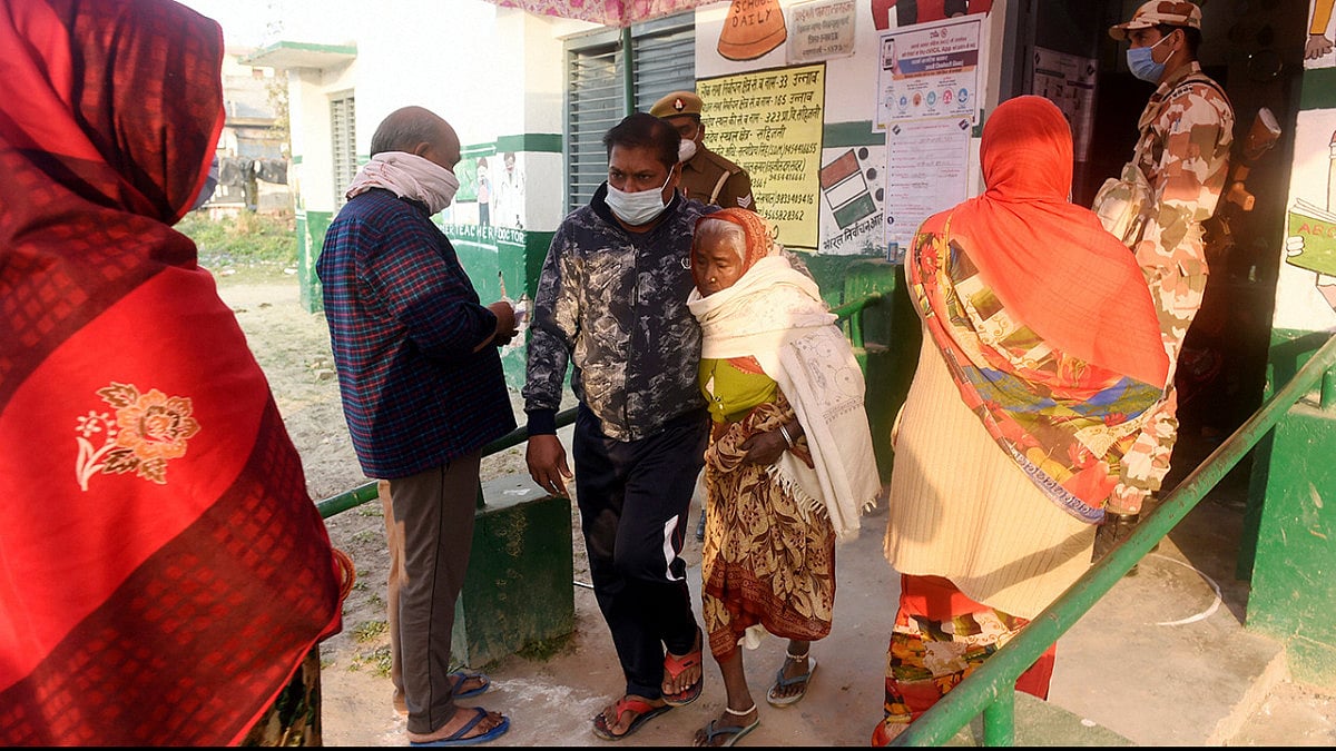 Polls in UP, Polling in UP, Voting in UP, Elections in UP