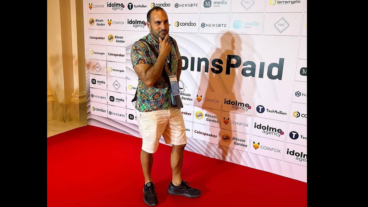 James Crypto Guru, Entrepreneur