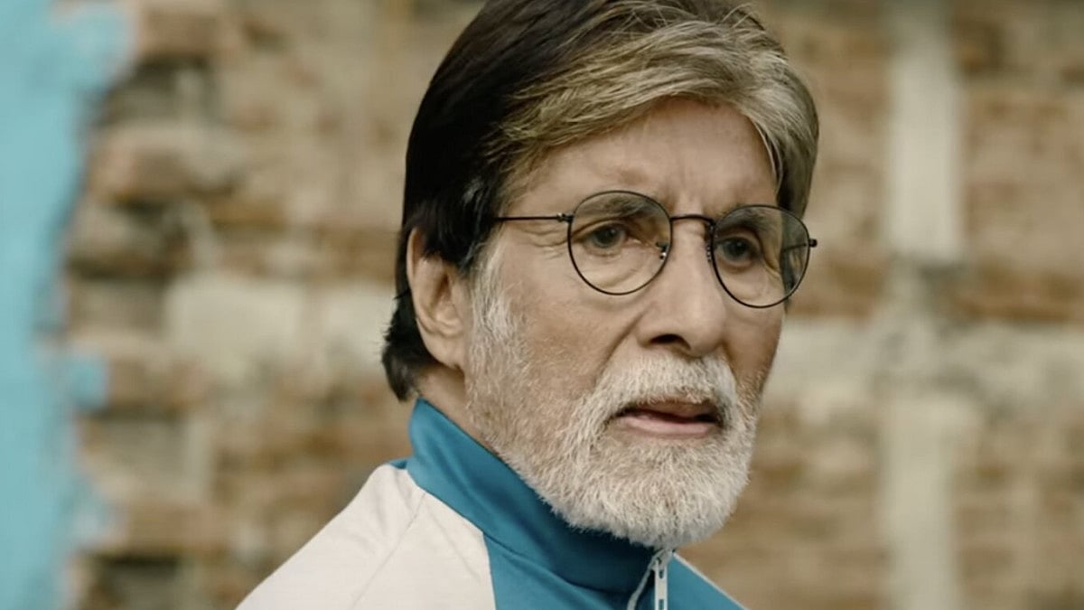 Amitabh Bachchan in the film 'Jhund.'