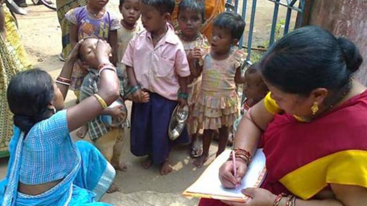 Anganwadi Workers Engaged In A Pulse Polio Immunization Drive In India