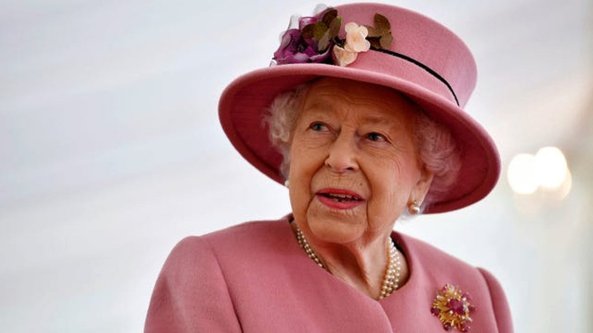 Britain’s Queen Picks Windsor Castle Over Buckingham Palace As Permanent Home
