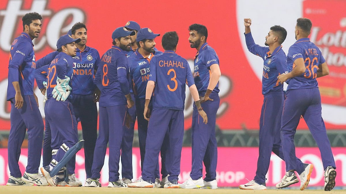 India have defeated Sri Lanka by 62 runs in the first T20I.