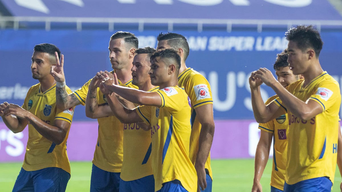 Kerala Blasters FC players celebrate after beating Chennaiyin FC in ISL 2021-22 return leg match.