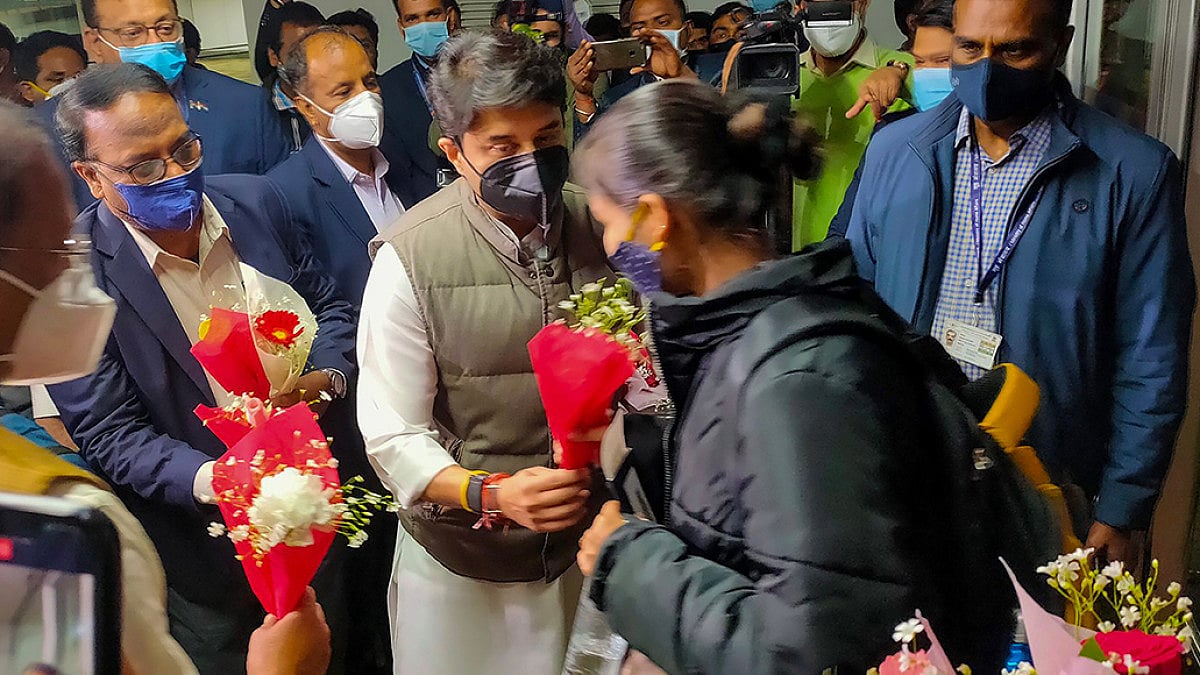 15k Indian Students Stuck In Ukraine; Govt On Rescue Mission