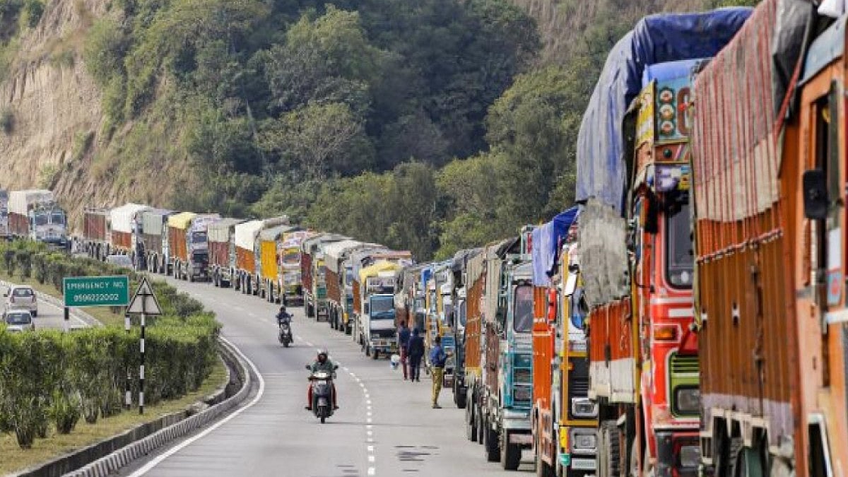 traffic open on Jammu highway, jammu, kashmir, highway, traffic