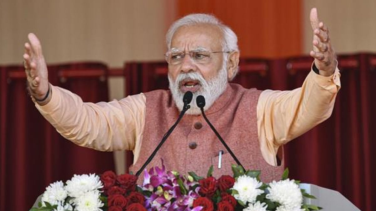 PM Modi addressed a campaign at Maharganj in UP. (File photo)