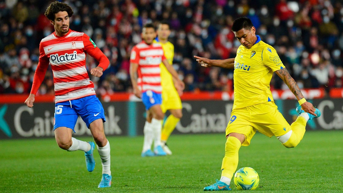 Action during Cadiz vs Granada encounter in La Liga 2021-22.  