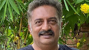 Prakash Raj will be remaking Dear Father in South Indian languages