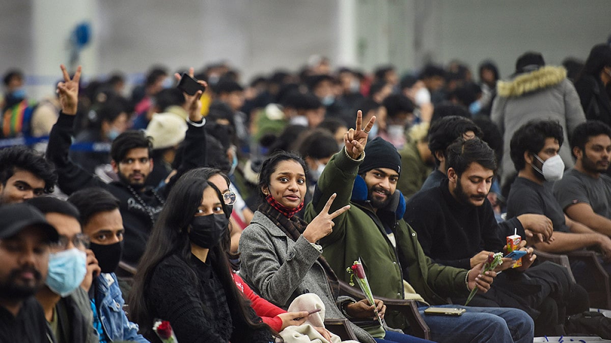 Ensure You Are Fully Vaccinated Against COVID-19, Govt Tells Ukraine Returnees