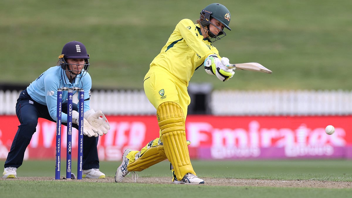 Rachael Haynes hits one through the off-side against England in ICC Women's World Cup 2022.