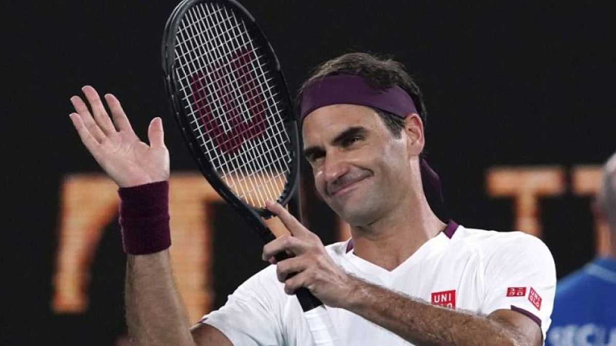 Roger Federer is currently recovering from knee surgery.