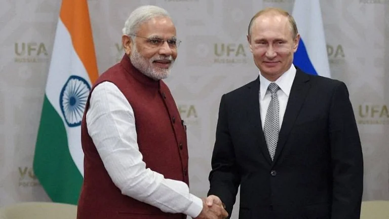 PM Modi with Russian President Vladimir Putin
- AP