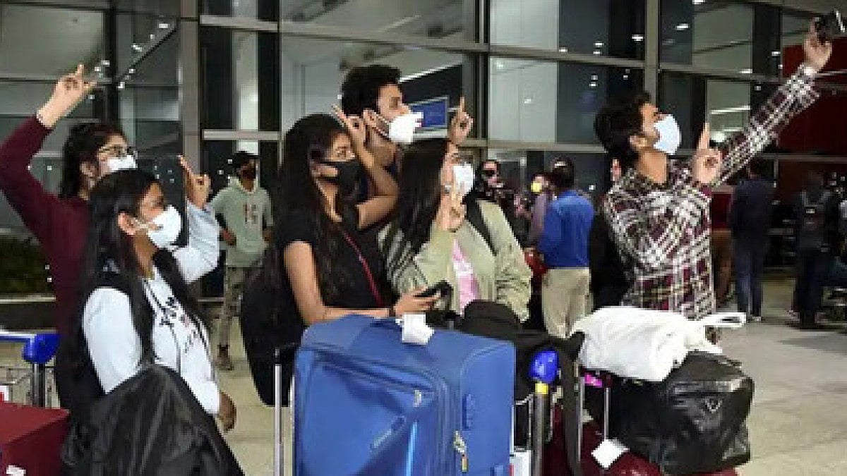 421 students return home safely from Ukraine, 6th March 2022.(Representational image)