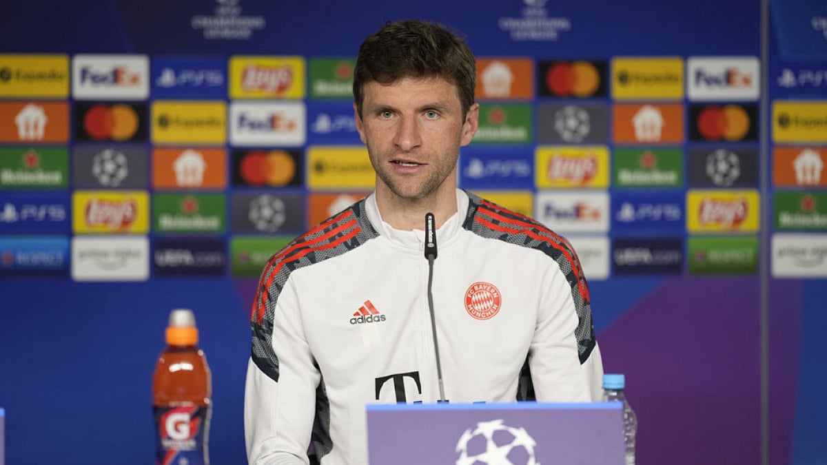 Thomas Muller addresses the media ahead of Bayern Munich's match against RB Salzburg.