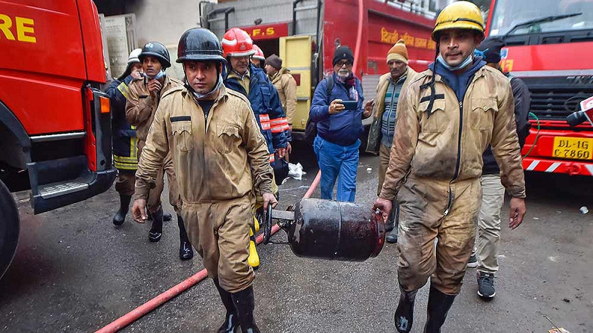 Fire breakout, delhi, firefighter, fire, factory, plastic factory, bawana