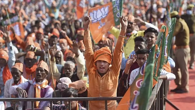 Final Battle For Democracy: In Saffron Citadel Gorakhpur, Fragmented Opposition May Benefit BJP