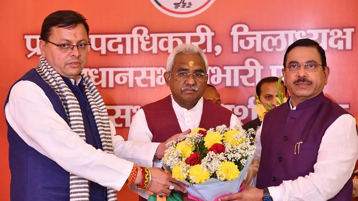 CM Pushkar Singh Dhami with Union Minister Pralhad Joshi and state BJP President Madan Kaushik