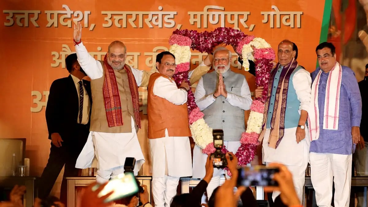 PM Modi at BJP HQ in New Delhi. Photo By Suresh K Pandey/Outlook.
