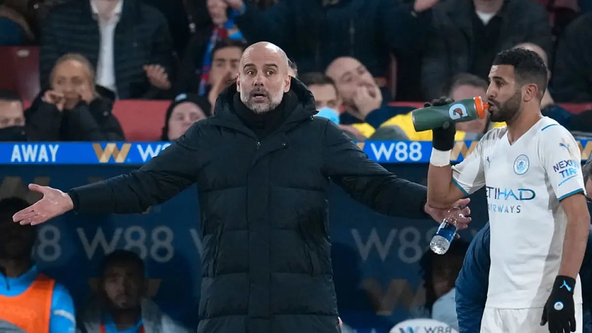 Pep Guardiola reacts during Manchester City's EPL match against Crystal Palace.