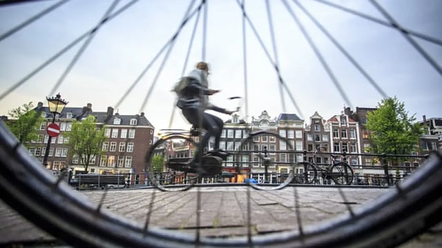 Sustainable Travel: 10 Car-Free Cities For Your Travel Bucketlist