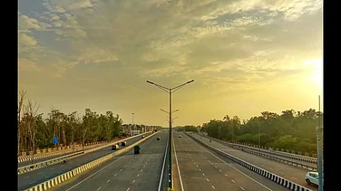 Mumbai Weather Update: City Records 18–22 Degrees Celsius Minimum, AQI 116