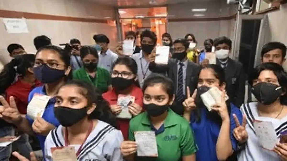 Vaccination for 12-14 year olds begins