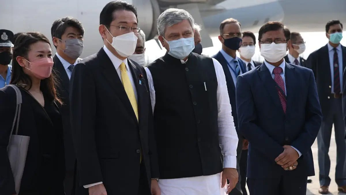 Japanese Prime Minister Kishida Fumio arrives in India