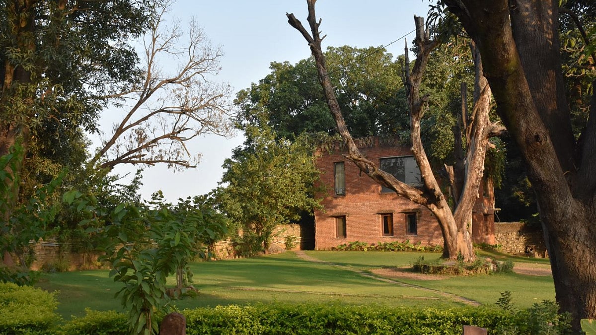 Art Ichol in Madhya Pradesh