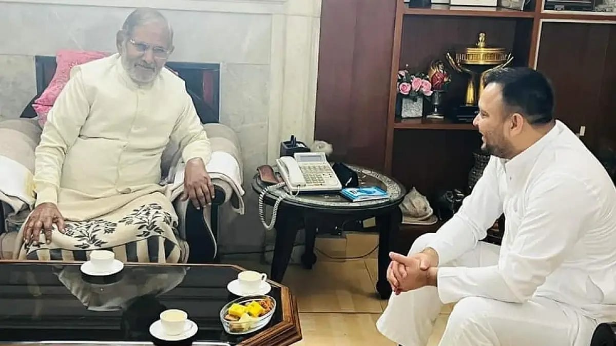 Sharad Yadav and Tejashwi Yadav